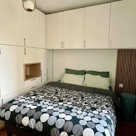 Stylish And Cozy Renovated 10 * Paris